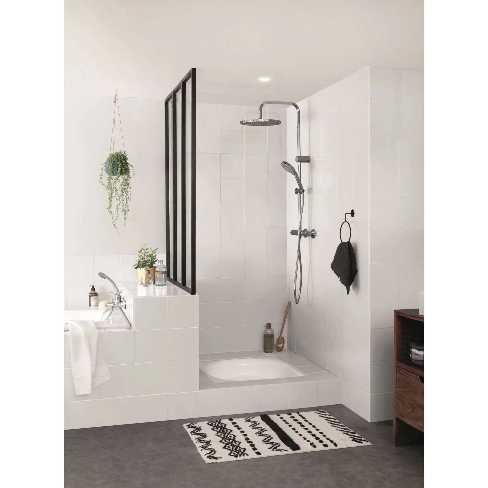 Vopsea pe baza de apa pentru faianta, alb satinat - Shopdecor.ro Vopsea faianta si mobilier