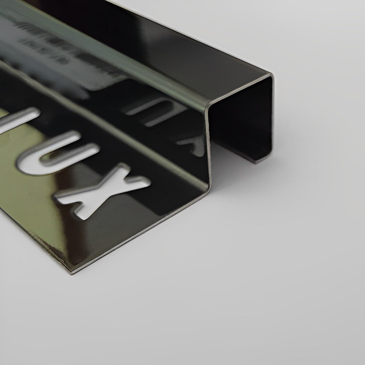 Profil de colt pentru faianta din inox 12mm - Shopdecor.ro Profil colt faianta