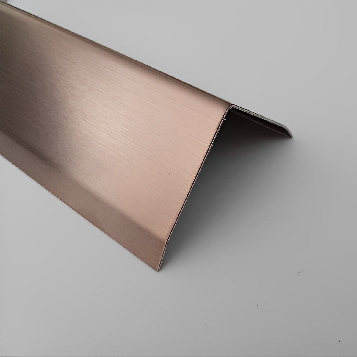 Cornier din inox cu laturi tesite 30x30mm - Shopdecor.ro Cornier inox