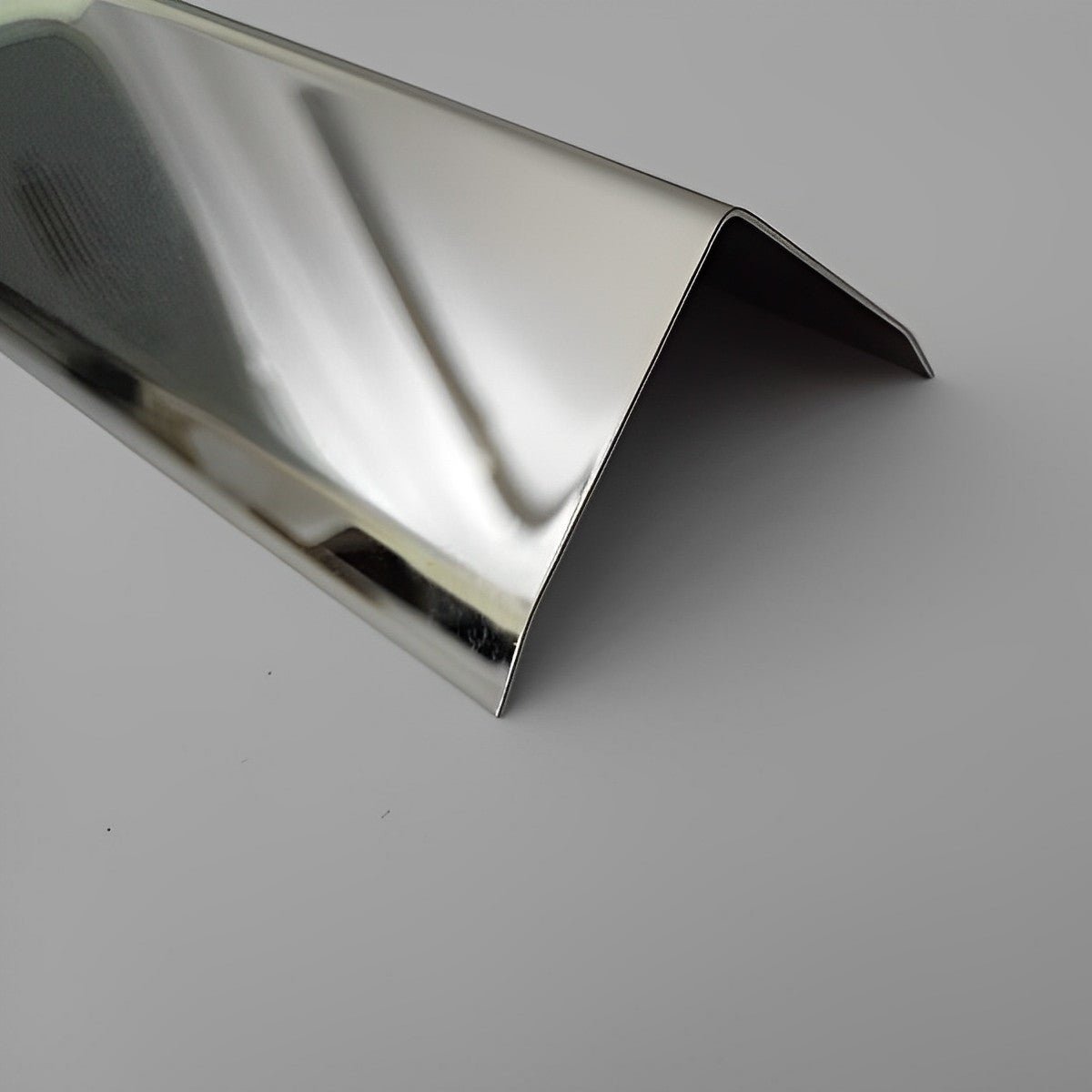 Coltar din inox cu laturi tesite 2.7ml