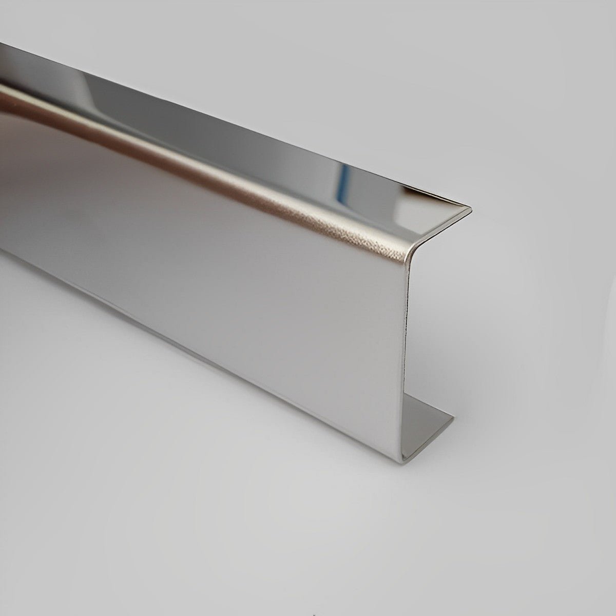 Profil decorativ tip U din inox 20x8mm - Shopdecor.ro Profil U inox