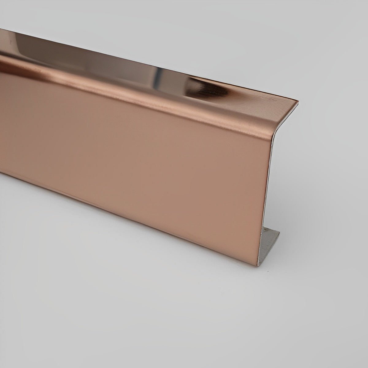 Profil decorativ tip U din inox 20x8mm - Shopdecor.ro Profil U inox