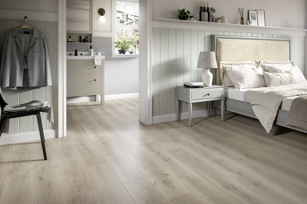 Parchet laminat Egger EL2112 Stejar Pinot 8mm Aqua