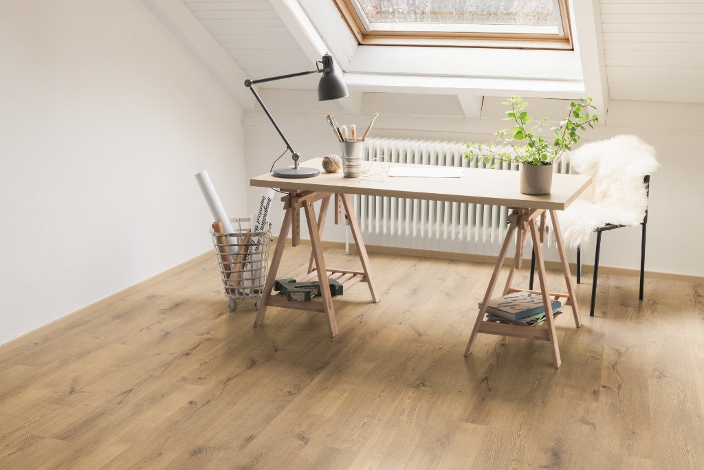 Parchet laminat Egger EL2953 Stejar Lausanne 10mm Aqua