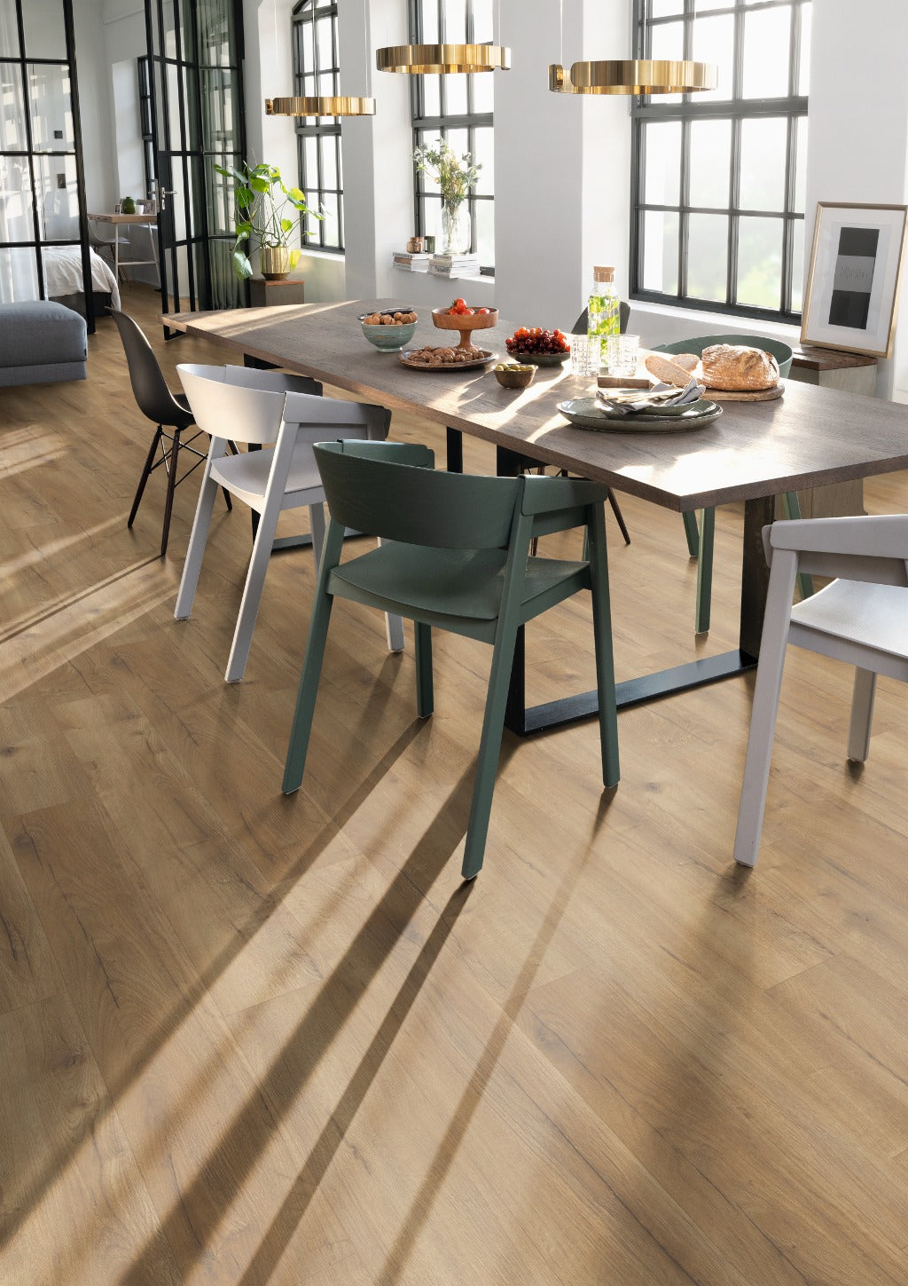Parchet laminat Egger EL2155 Stejar Loja 8mm 33/AC5