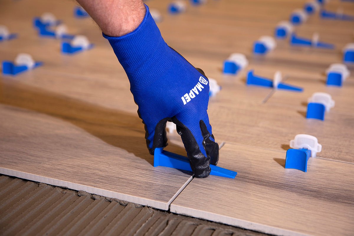 Pene profesionale nivelare gresie Mapei Mapelevel EasyWDG 100 buc - Shopdecor.ro Pene gresie